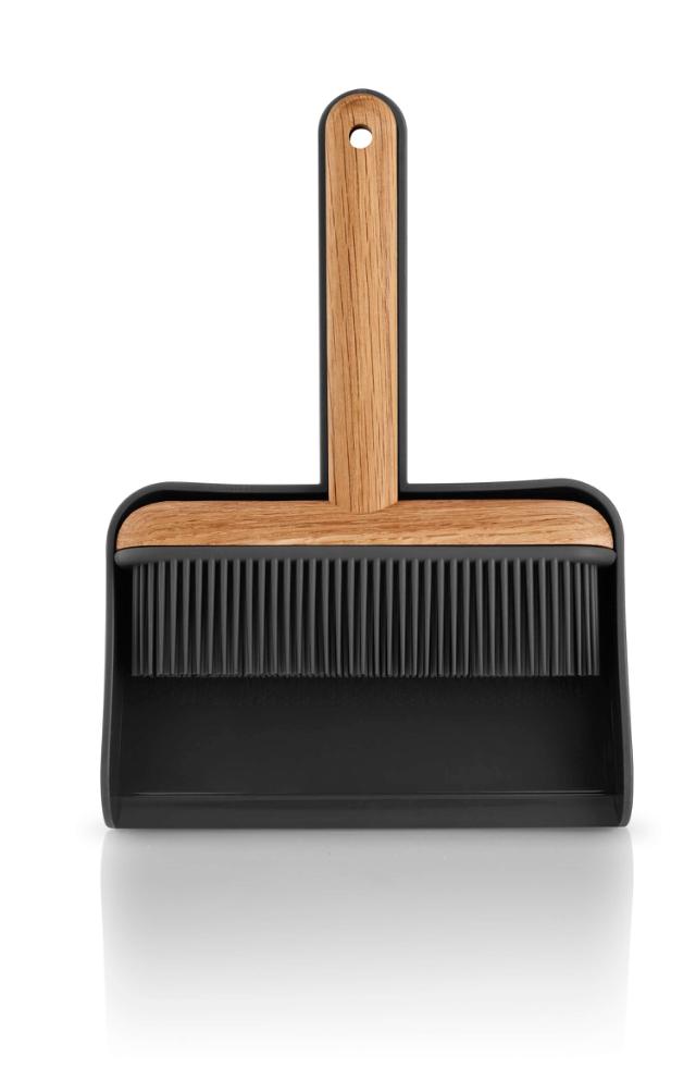 Dustpan and brush set