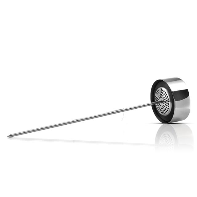 Ausgießer mit Spieß und Deckel