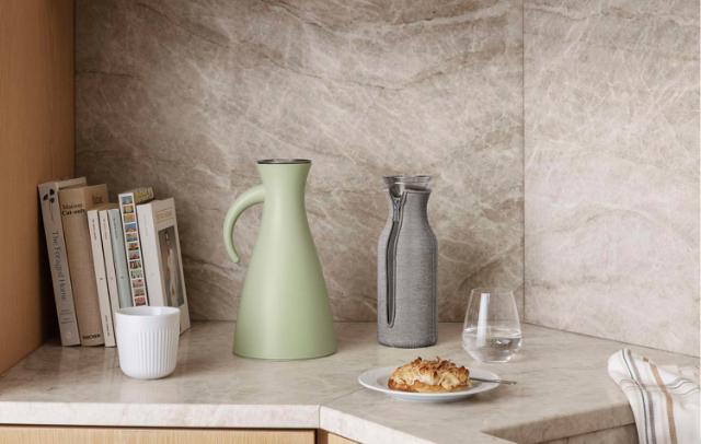 Fridge carafe 1.0 L Dark grey