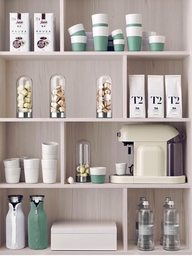 Coffee capsule dispenser