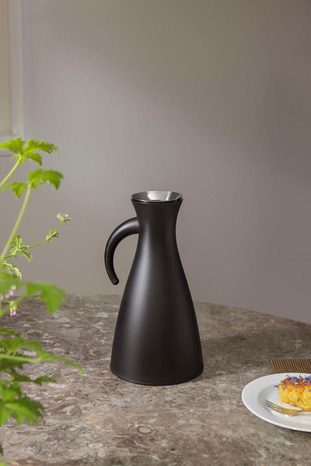 Vacuum jug - 1 liter - Matt black
